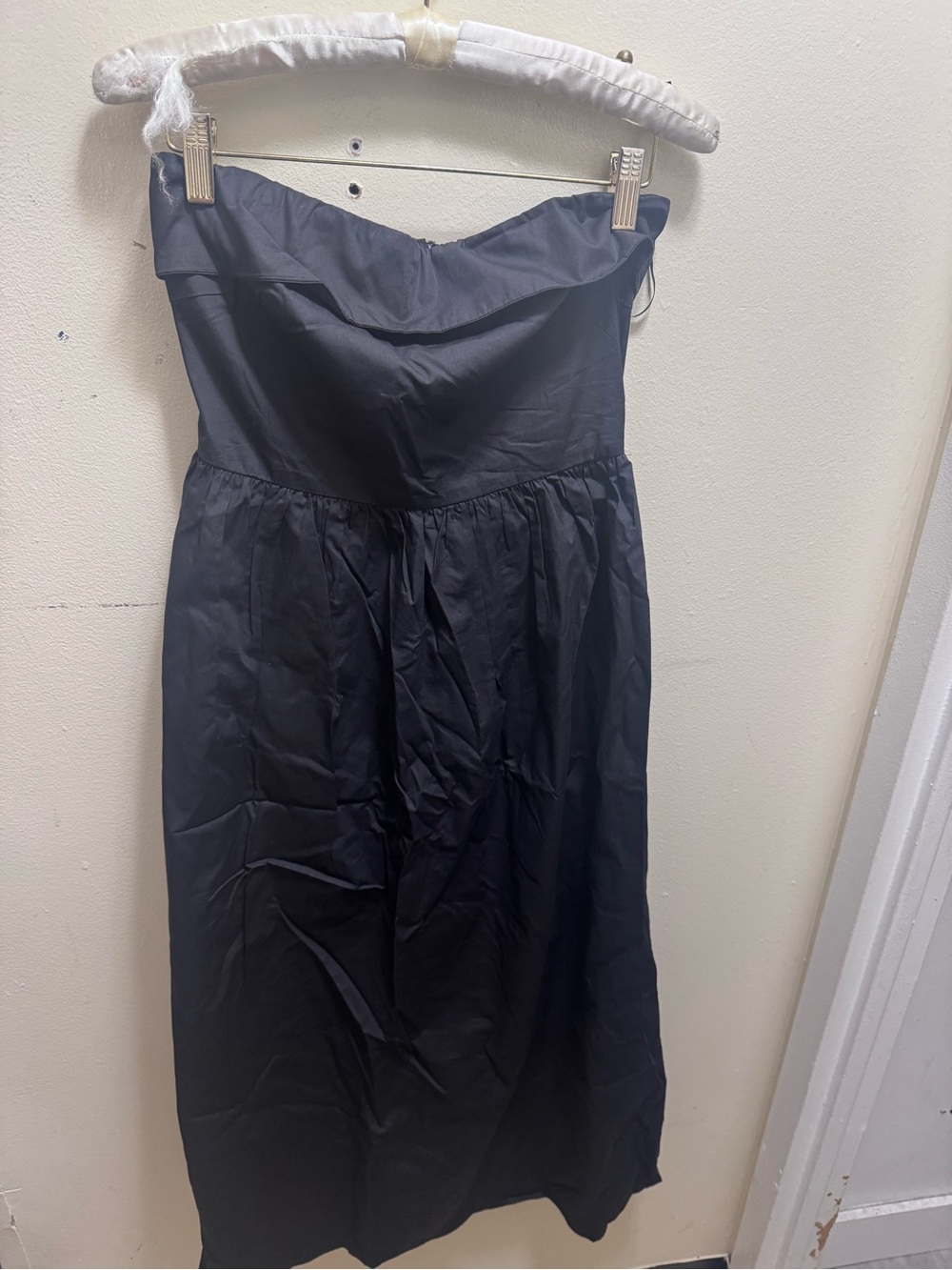 Forever 21 Strapless Black Midi Dress size small